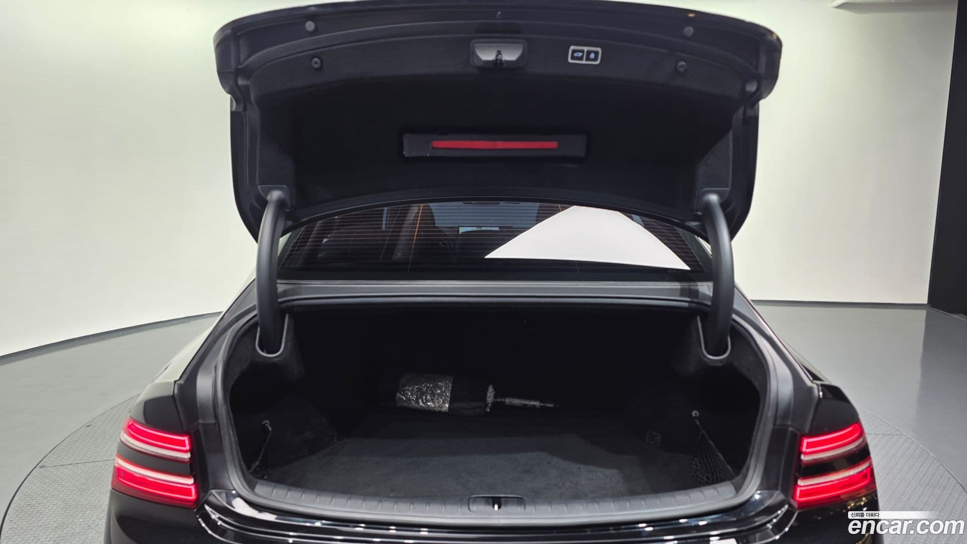Main__Slider__Photo:G80 Genesis 2021.3-19