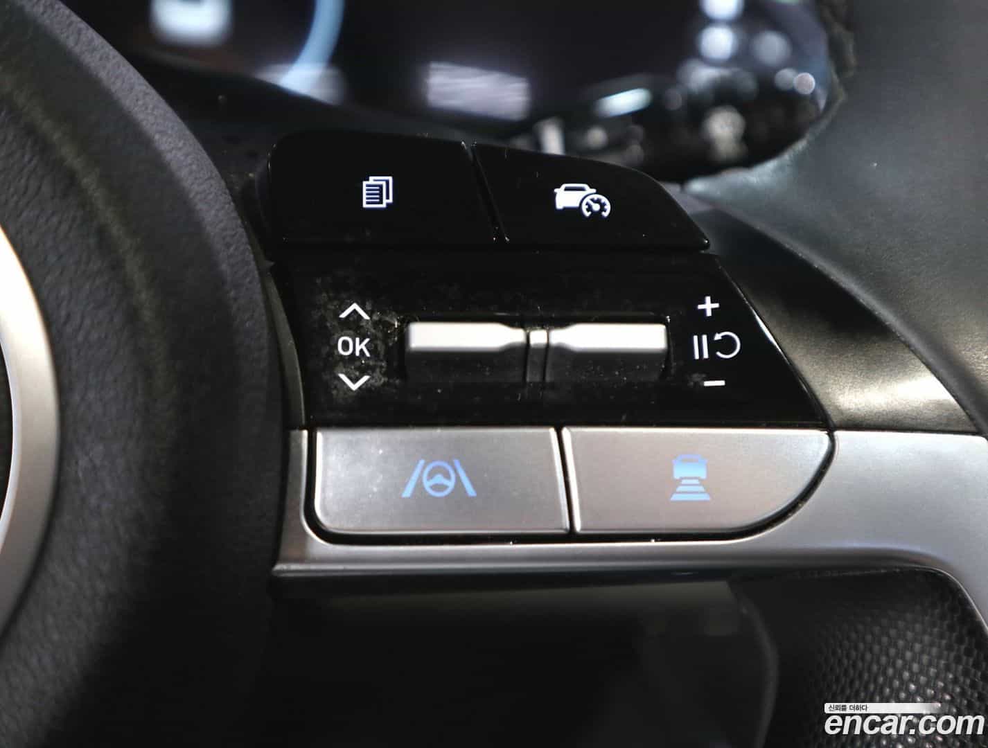 AVANTE Hyundai 2023.8-OPTION-019