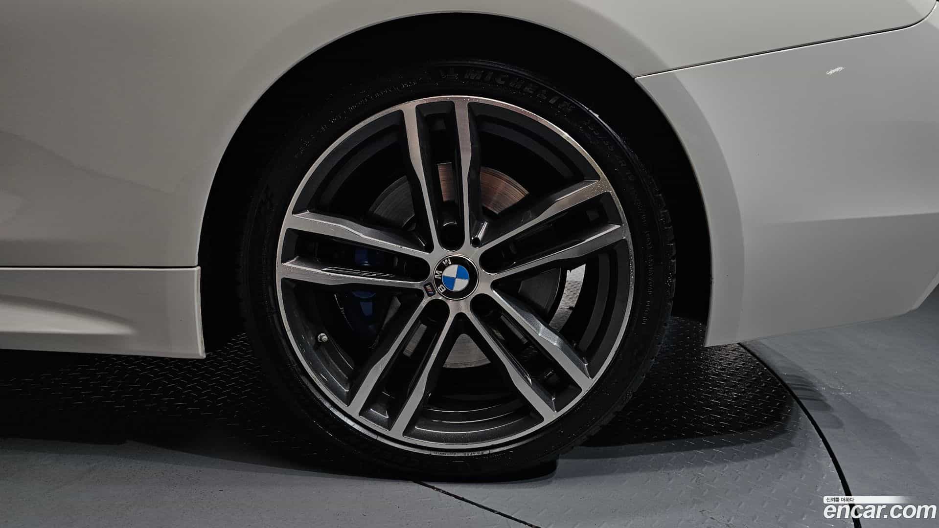 4-Series BMW 2018.5-OUTER-031