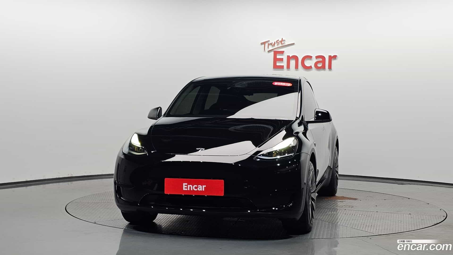 Model Y Tesla 2024.2-OUTER-003