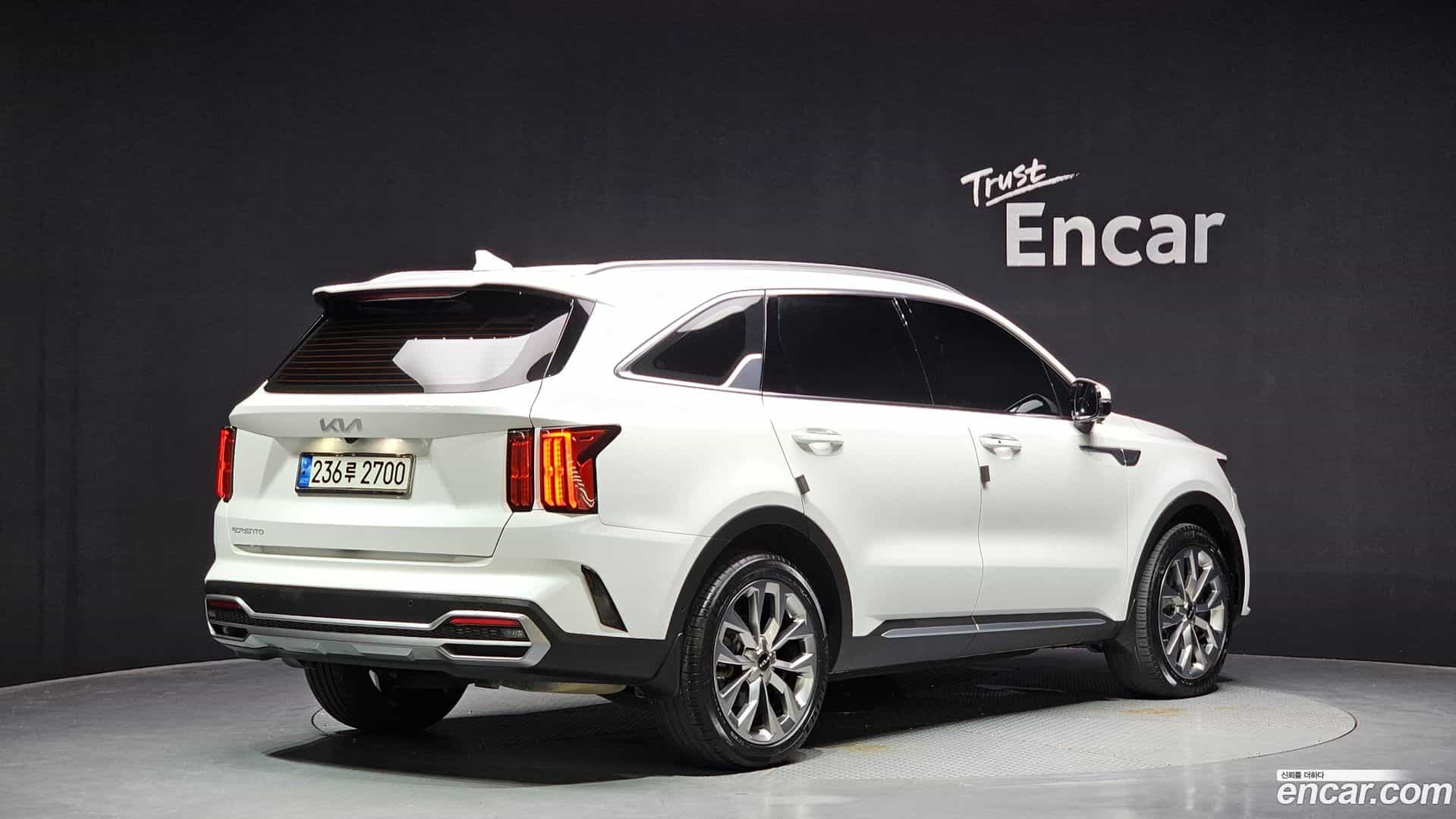 Sorento Kia 2023.0-OUTER-002