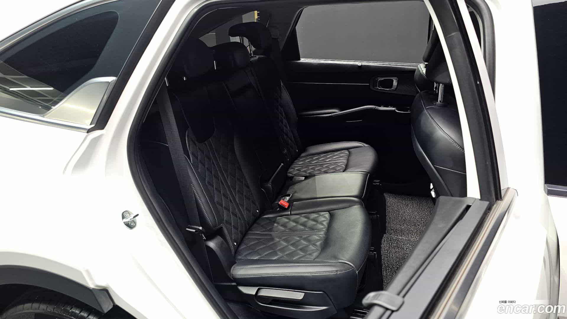 Sorento Kia 2023.0-OPTION-015