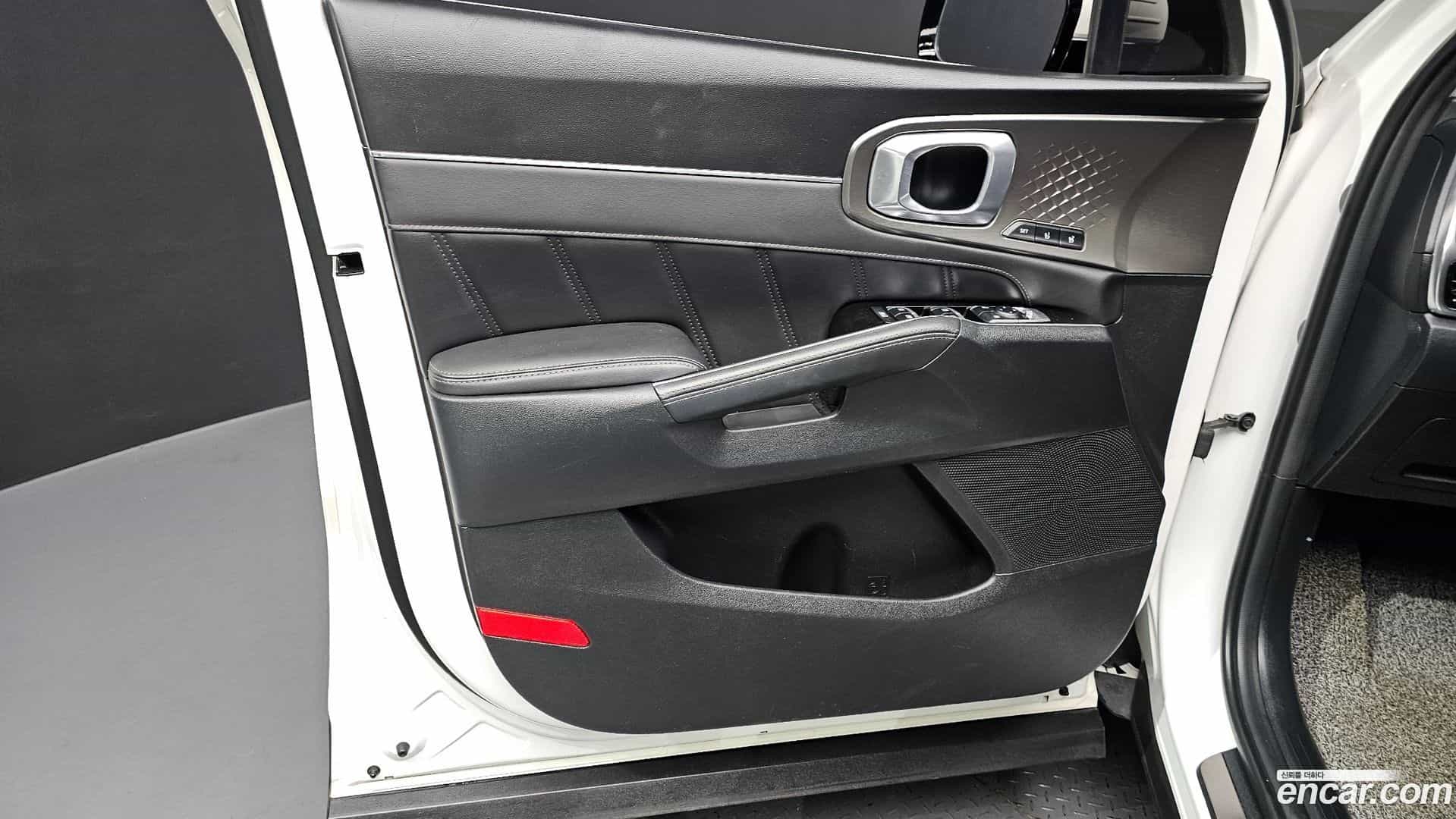 Sorento Kia 2023.0-INNER-034