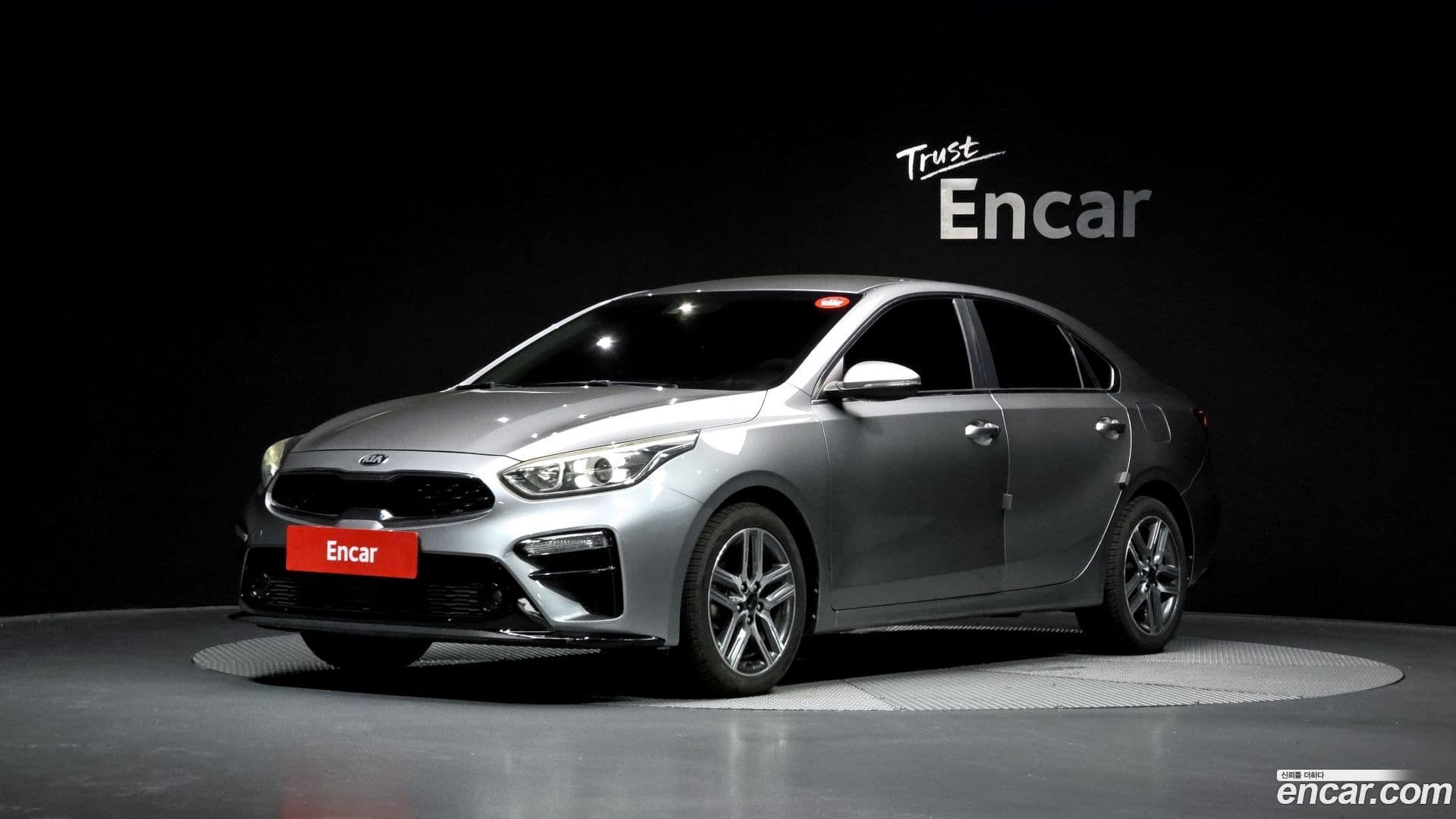 Main__Slider__Photo:K3 Kia 2018.8-0