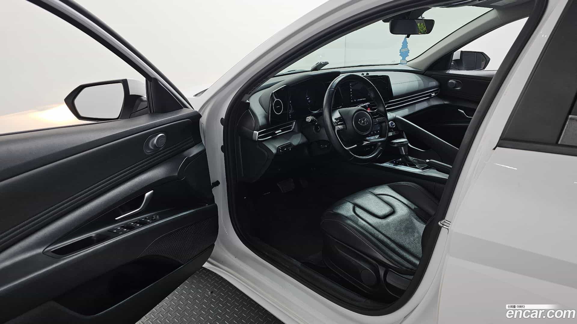 AVANTE Hyundai 2020.9-INNER-010