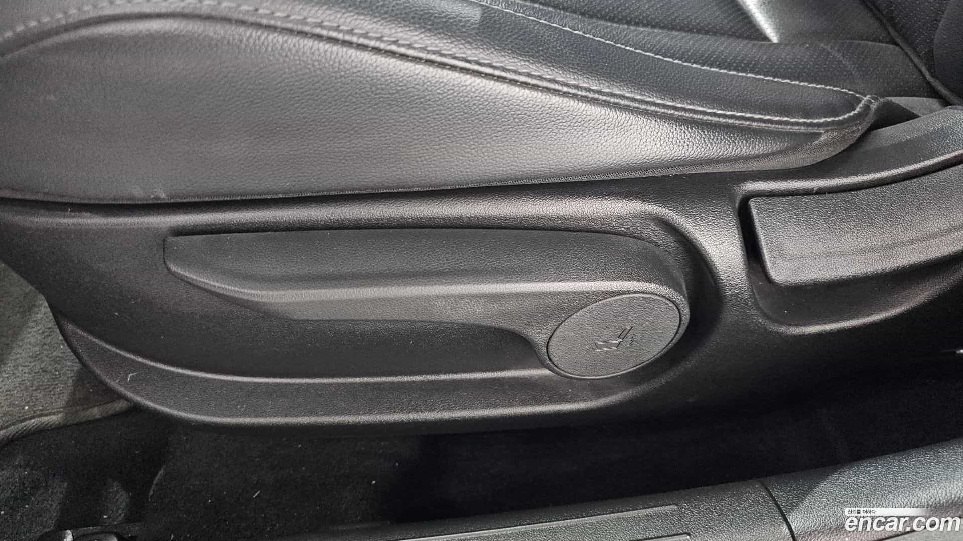 AVANTE Hyundai 2020.9-OPTION-044