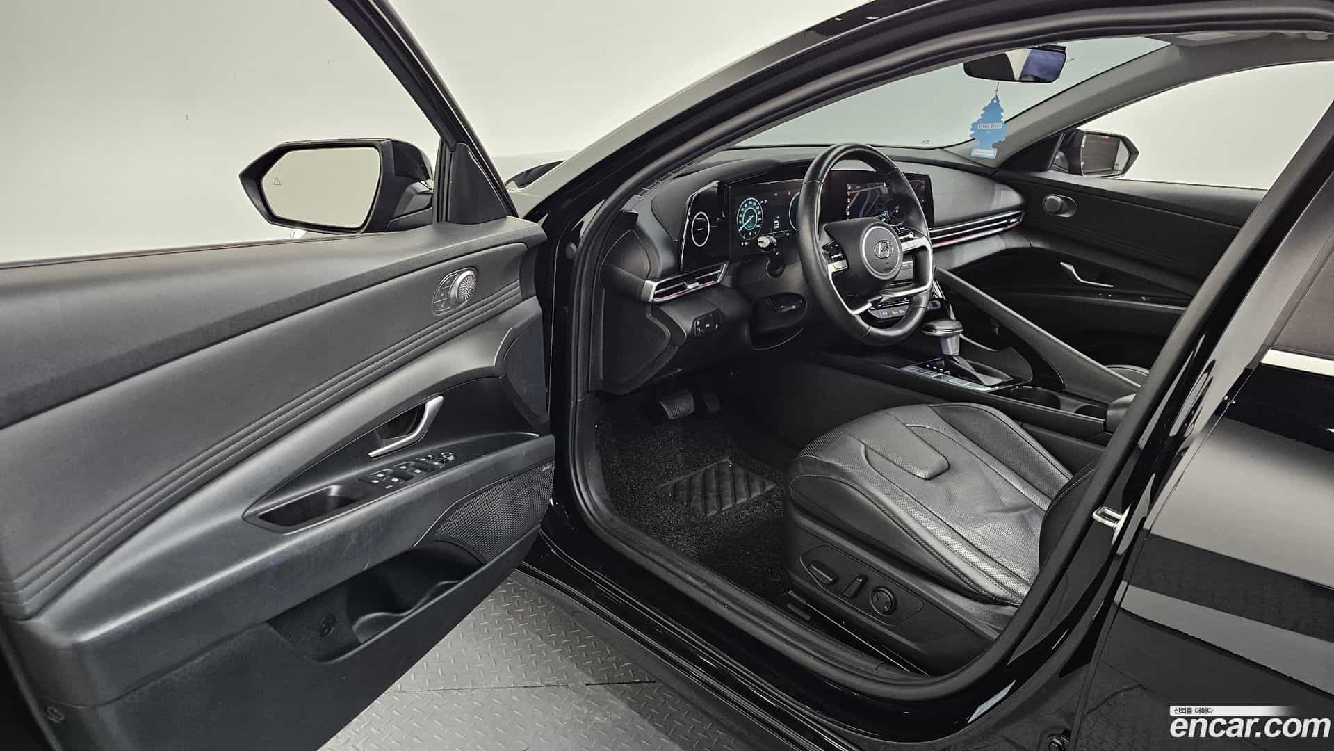AVANTE Hyundai 2020.5-INNER-010