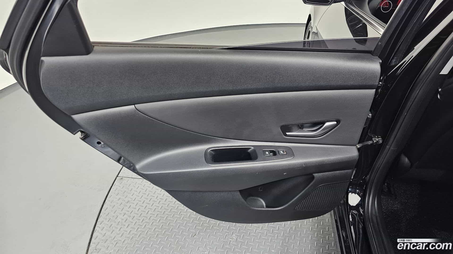 AVANTE Hyundai 2020.5-INNER-035