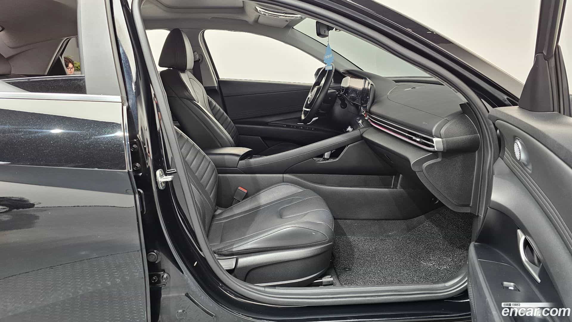 AVANTE Hyundai 2020.5-INNER-036