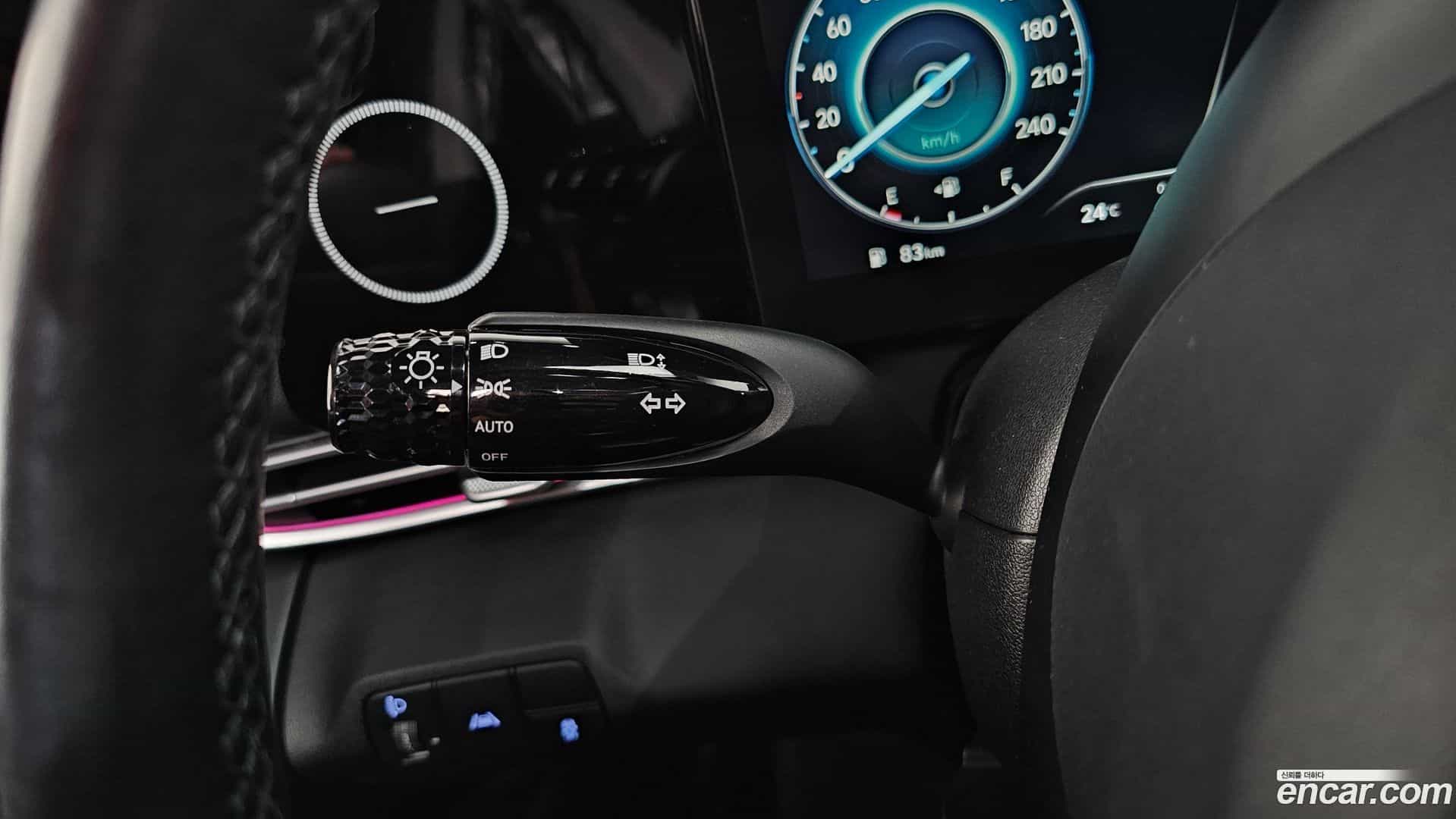 AVANTE Hyundai 2020.5-OPTION-040