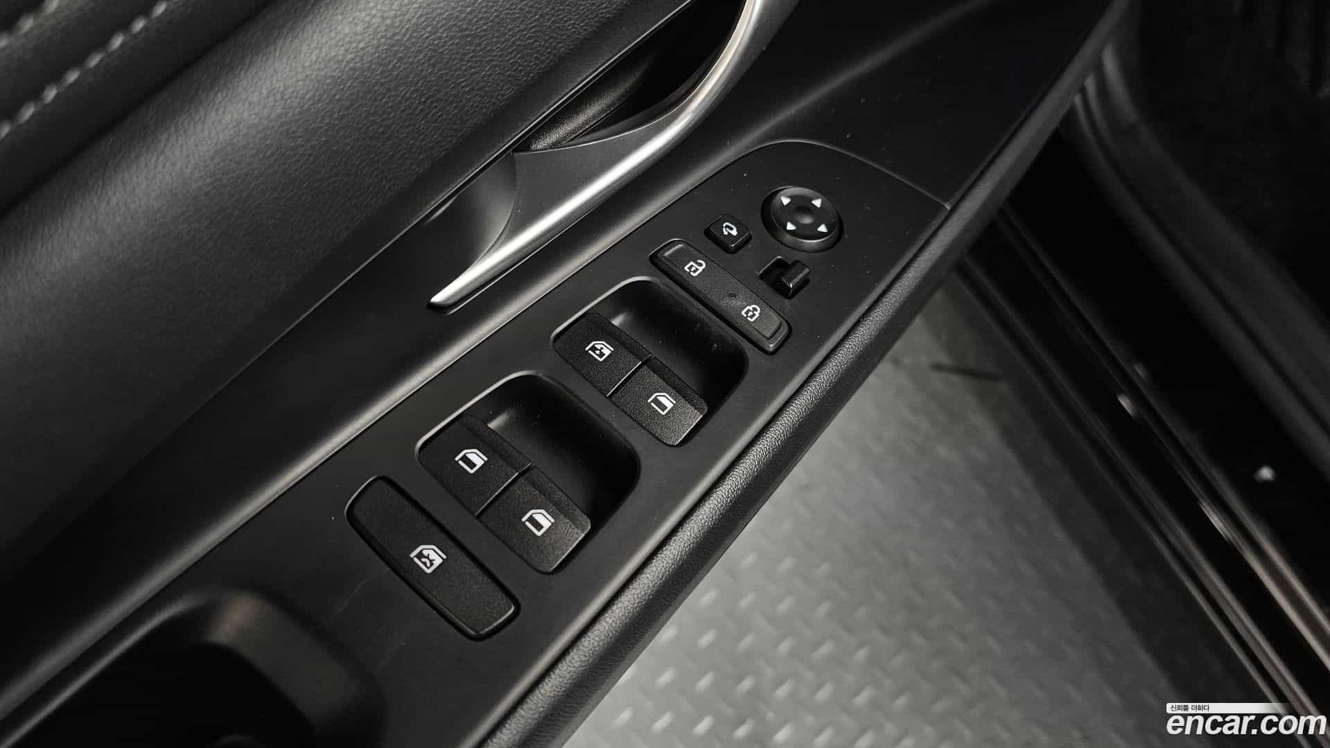 AVANTE Hyundai 2020.5-OPTION-042