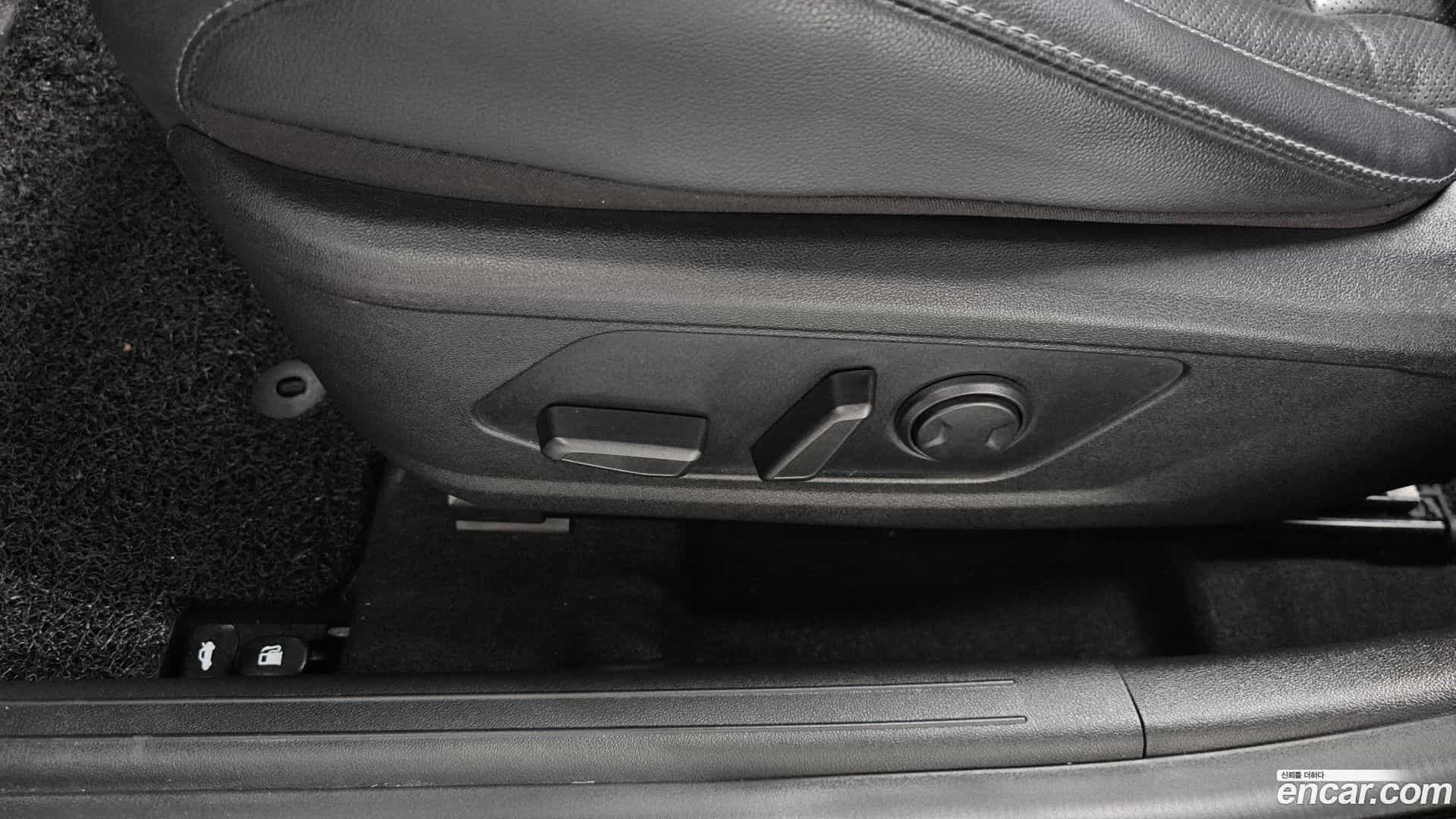 AVANTE Hyundai 2020.5-OPTION-044