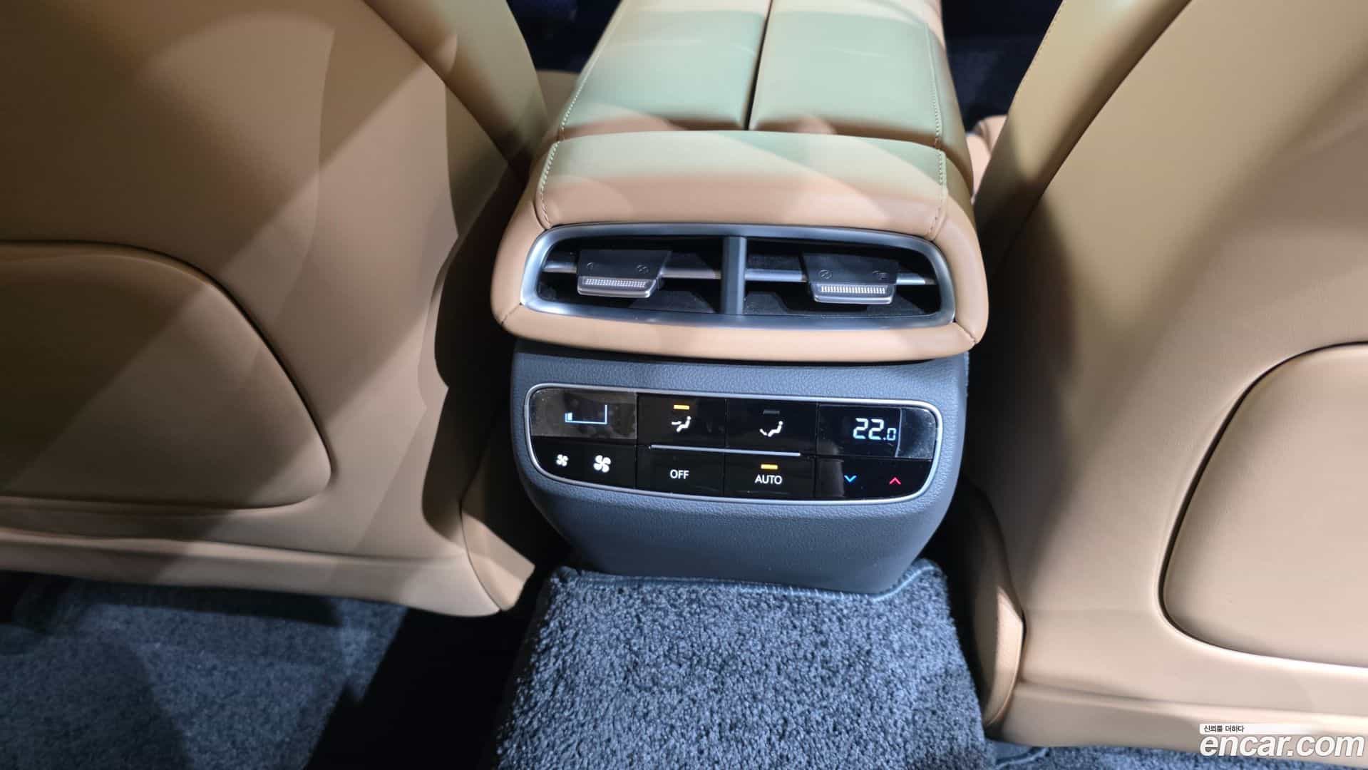 G80 Genesis 2022.2-OPTION-051