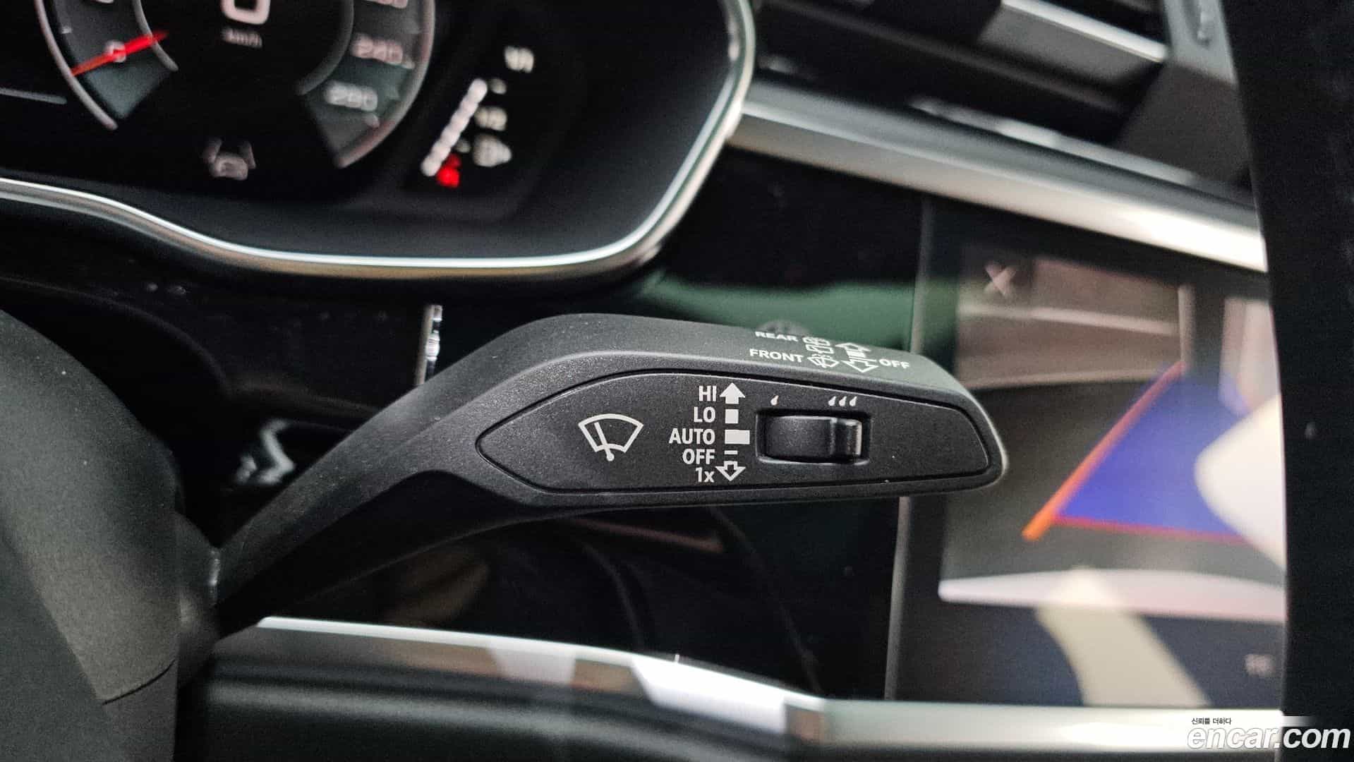 Q3 Audi 2023.3-OPTION-042