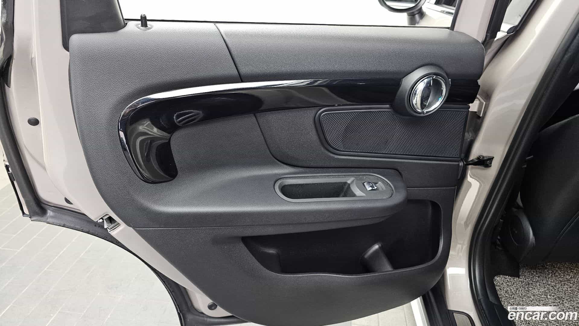 Countryman Mini 2021.8-INNER-035