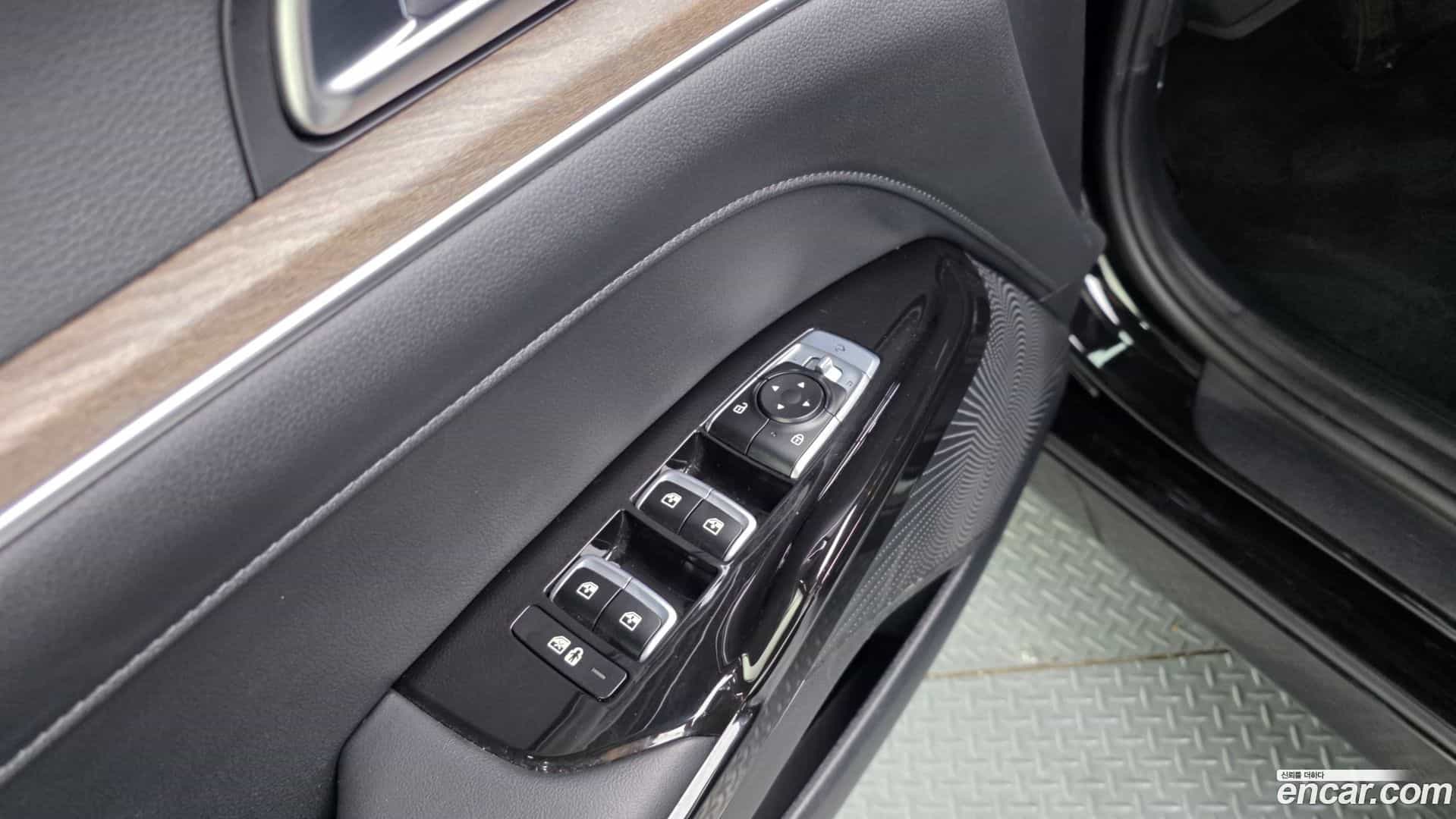 K5 Kia 2023.4-OPTION-040