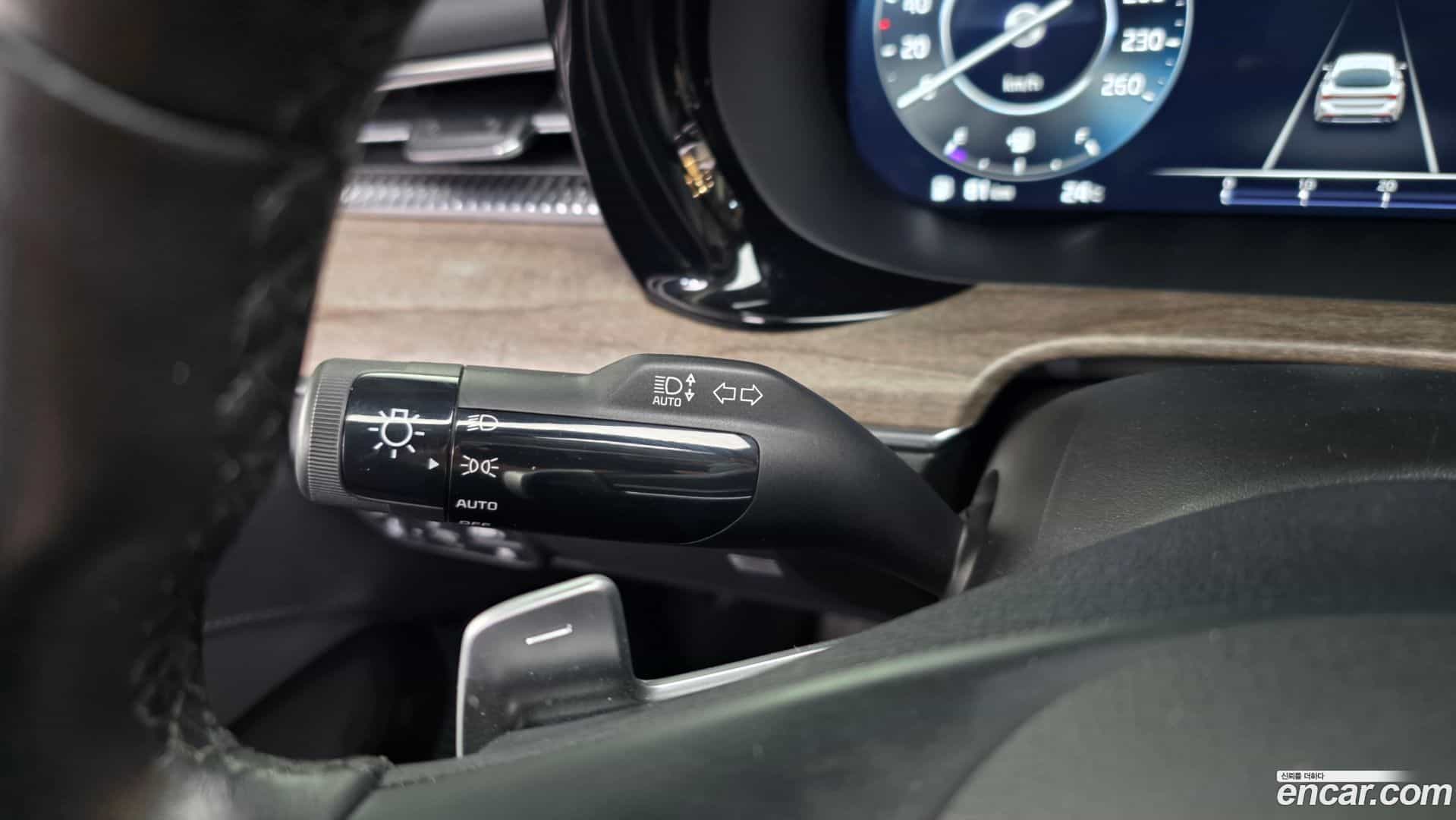 K5 Kia 2023.4-OPTION-046
