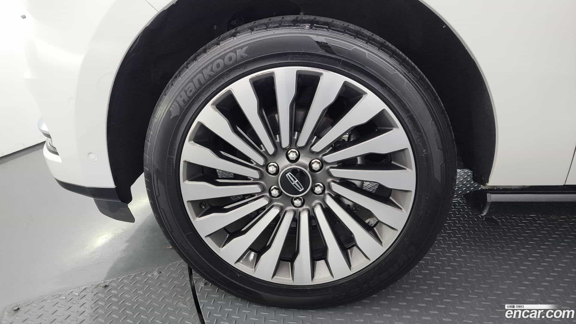Navigator Lincoln 2021.2-OUTER-005