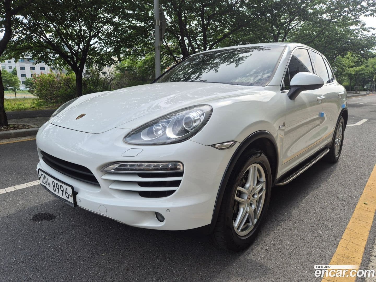 Main__Slider__Photo:Cayenne Porsche 2012.3-0