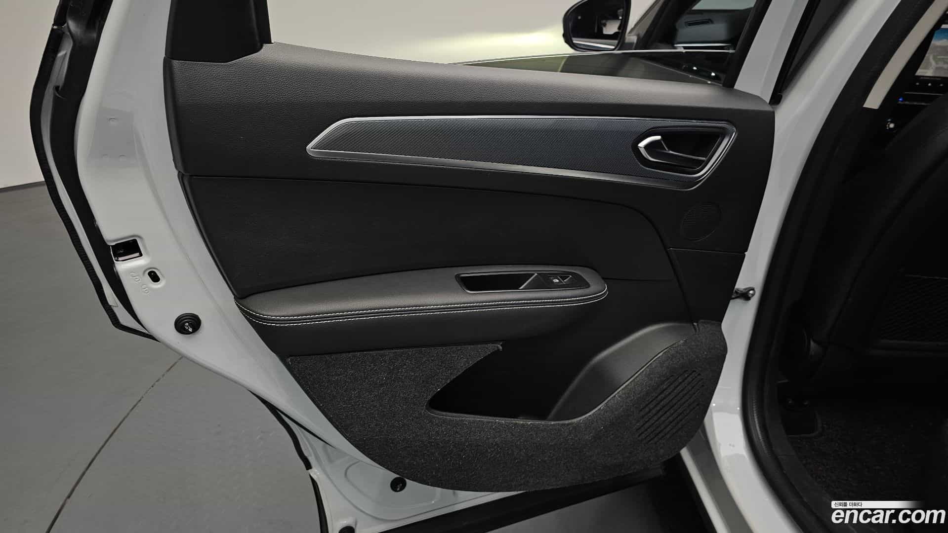 XM3 Renault Korea 2022.6-INNER-035