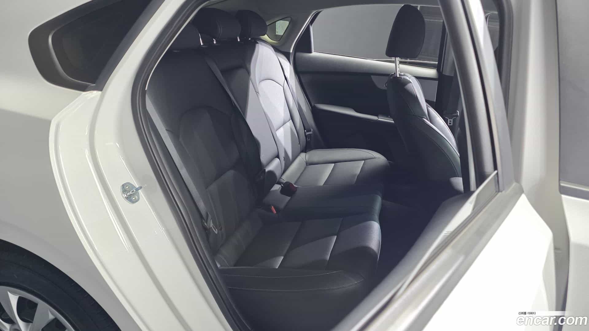 K3 Kia 2022.2-OPTION-016
