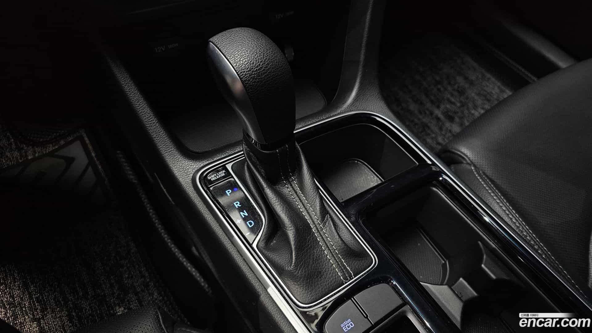 Sonata Hyundai 2022.10-INNER-009