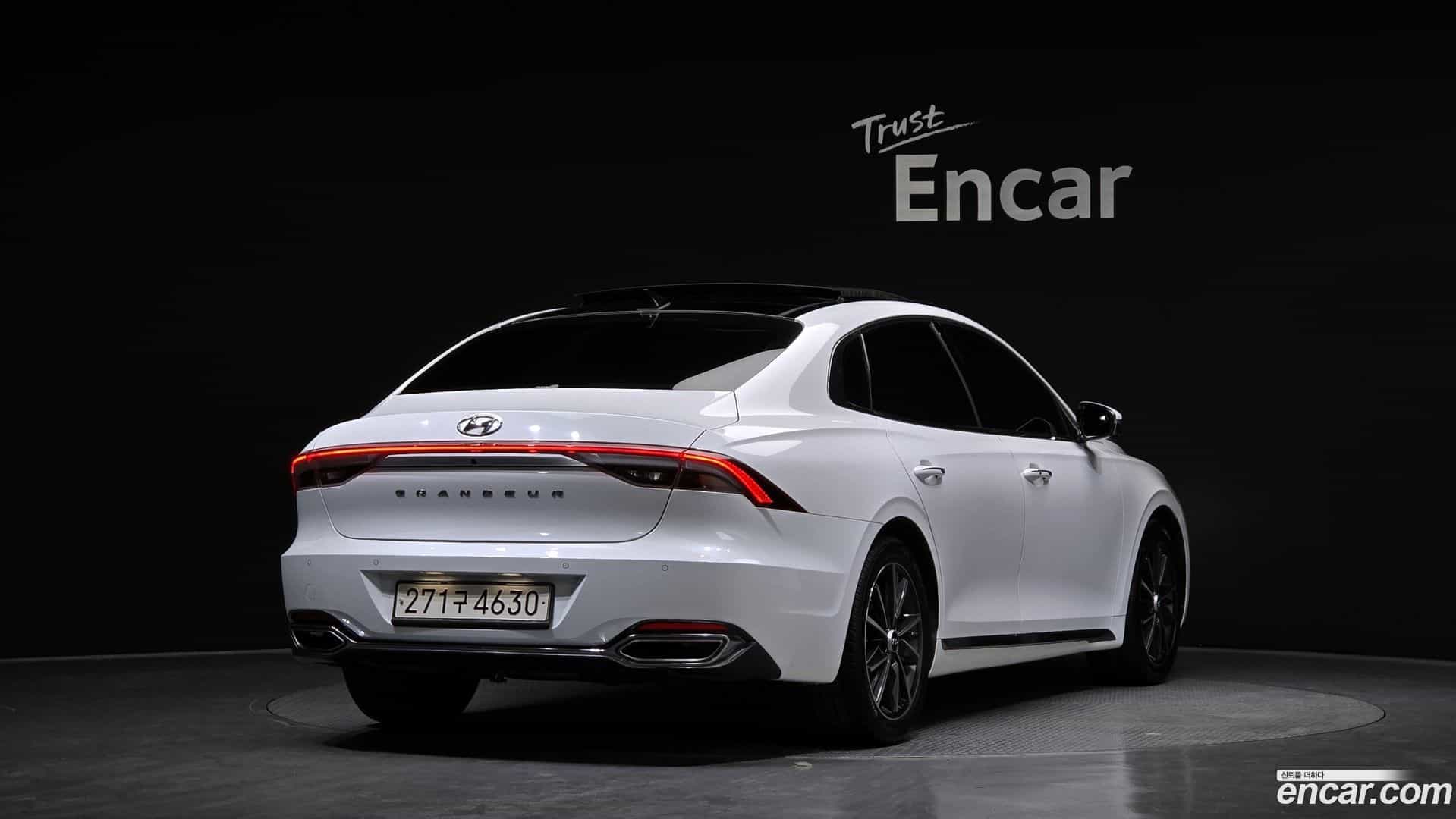 Grandeur Hyundai 2022.6-OUTER-002
