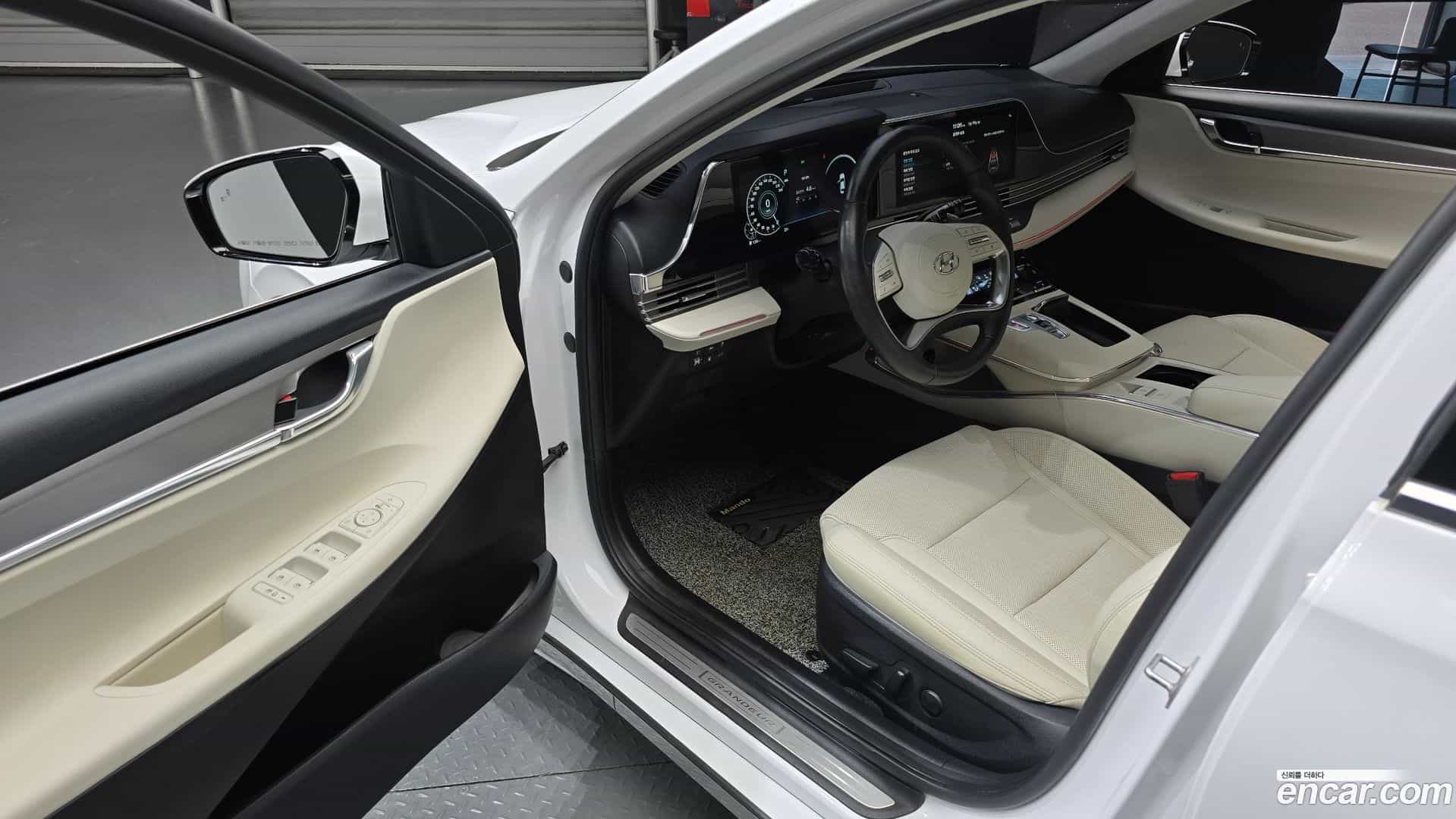 Grandeur Hyundai 2022.6-INNER-010