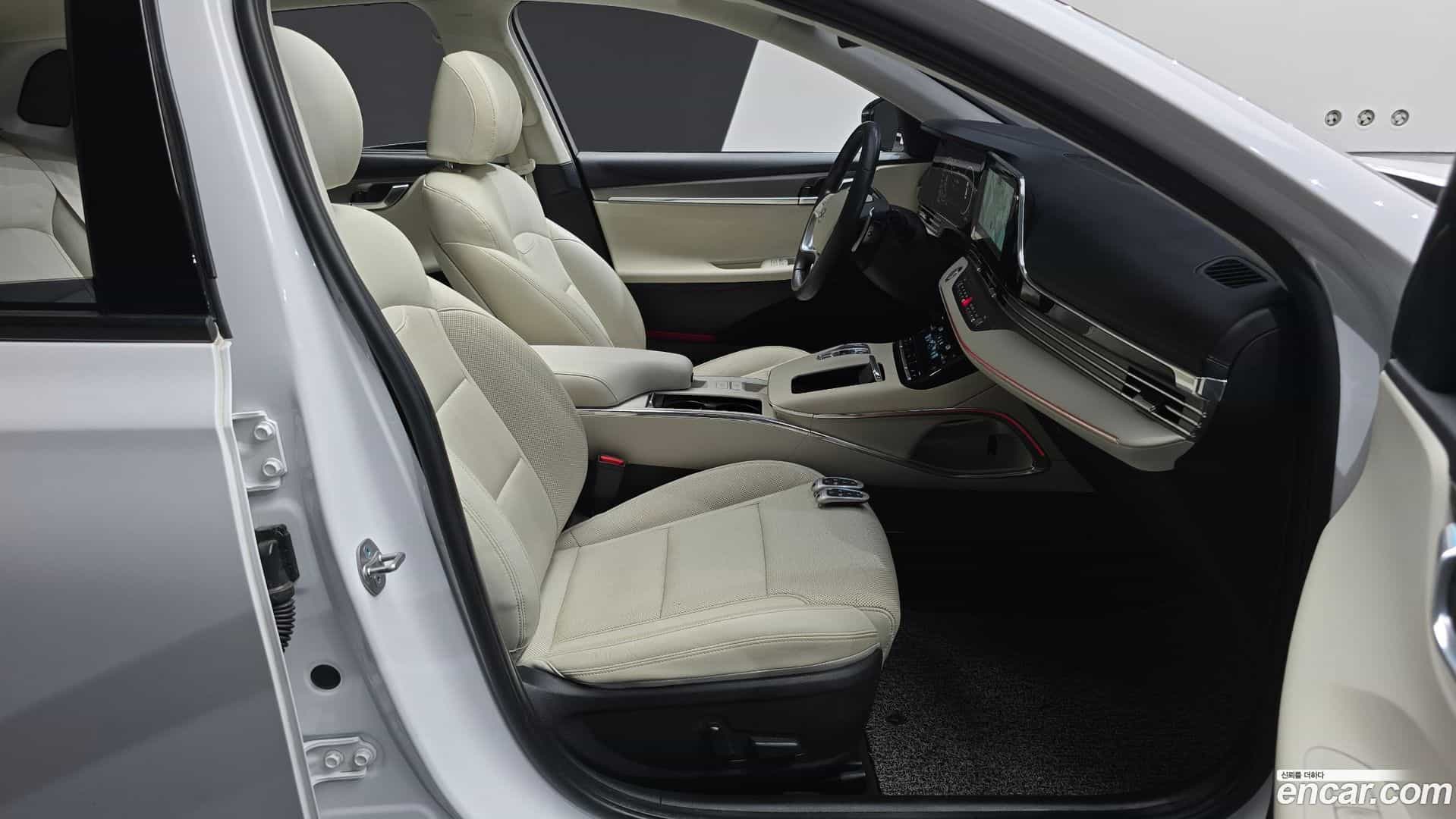 Grandeur Hyundai 2022.6-OPTION-015