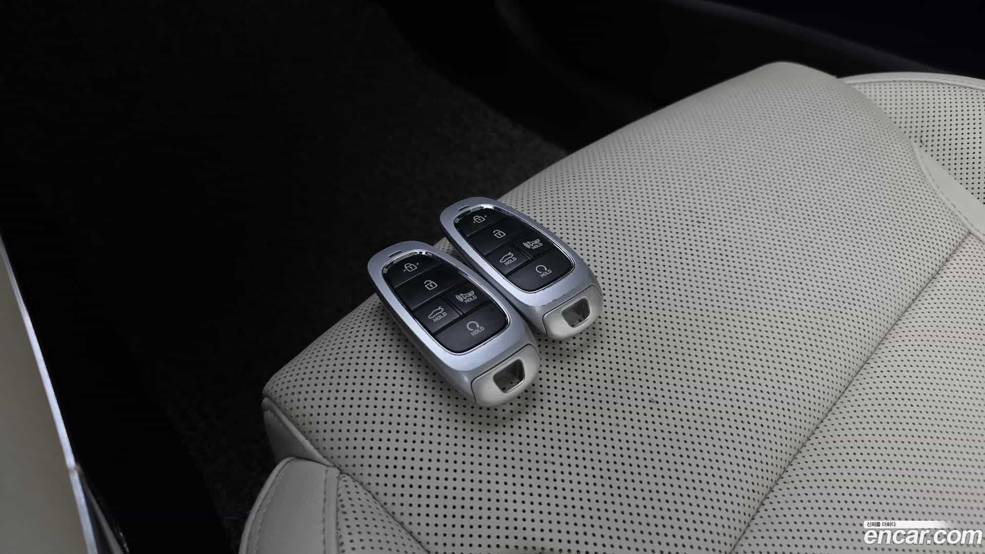 Grandeur Hyundai 2022.6-OPTION-044