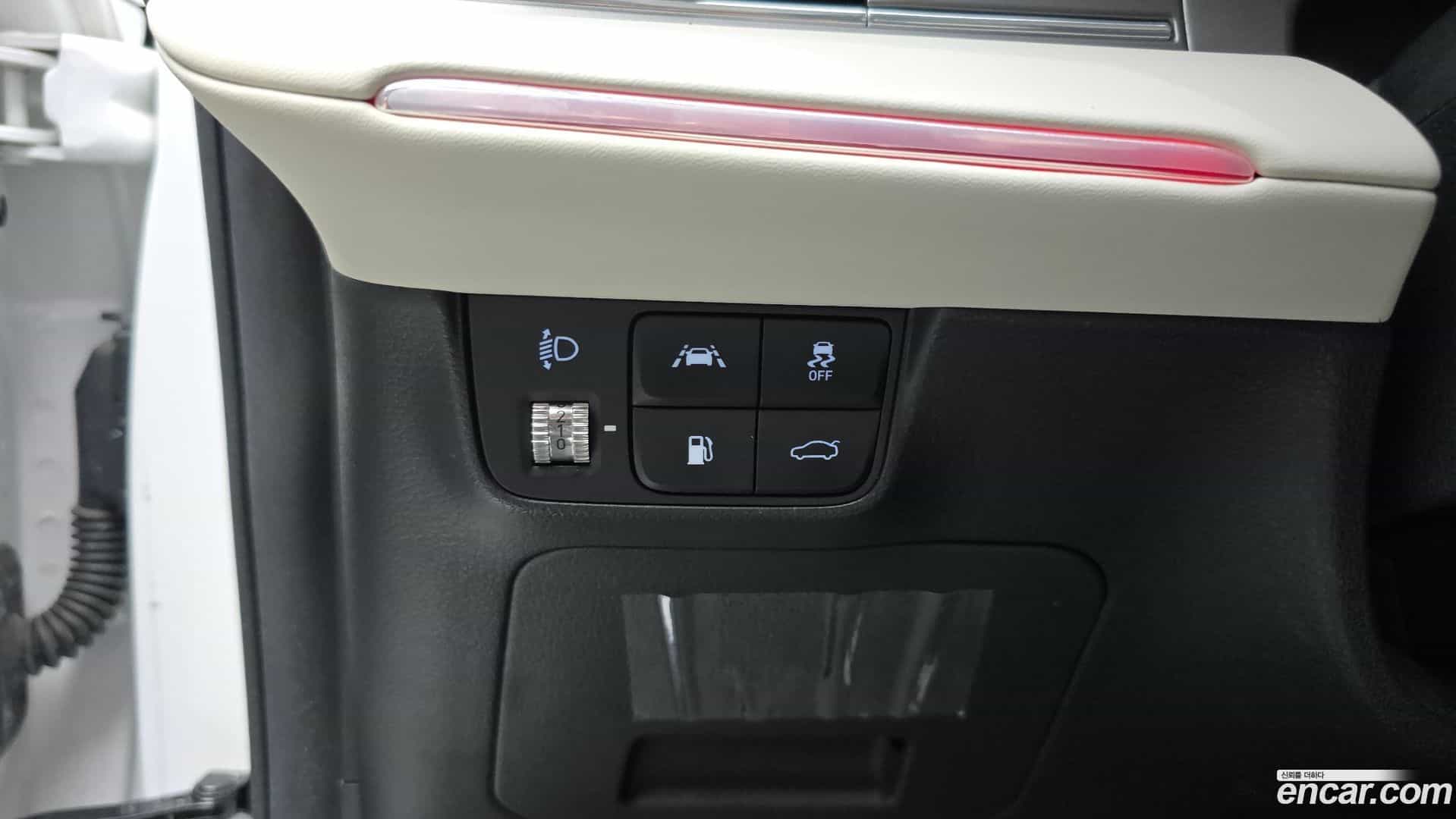 Grandeur Hyundai 2022.6-OPTION-046