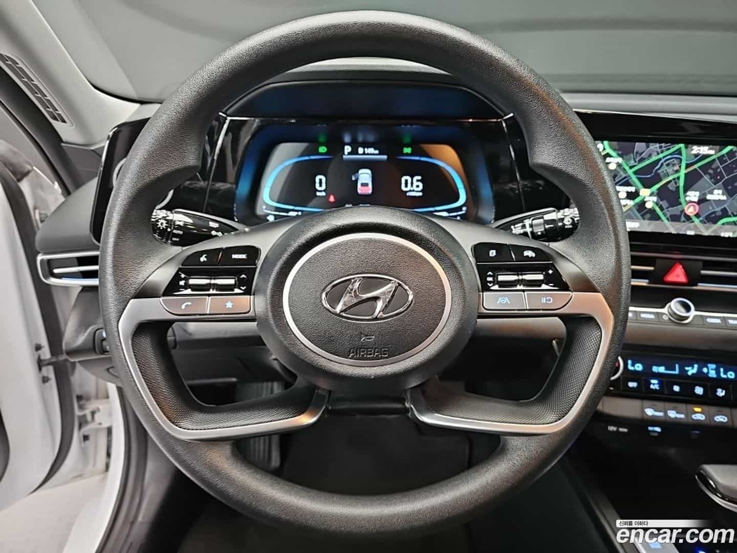 AVANTE Hyundai 2023.3-INNER-009