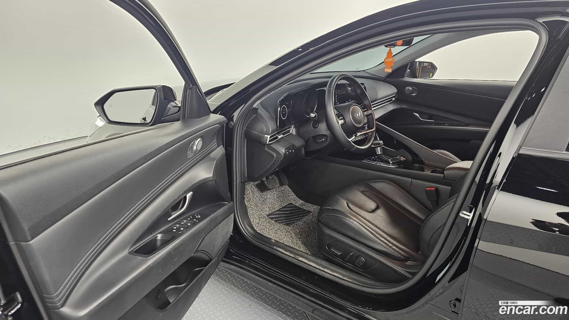 AVANTE Hyundai 2023.0-INNER-010