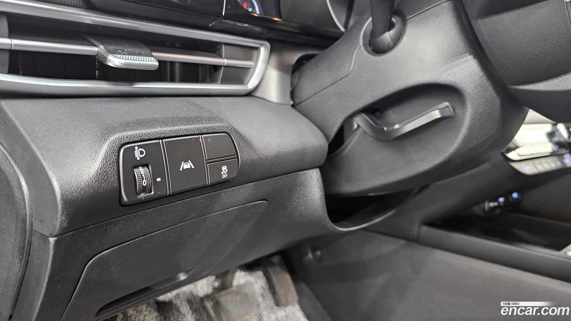 AVANTE Hyundai 2023.0-OPTION-021