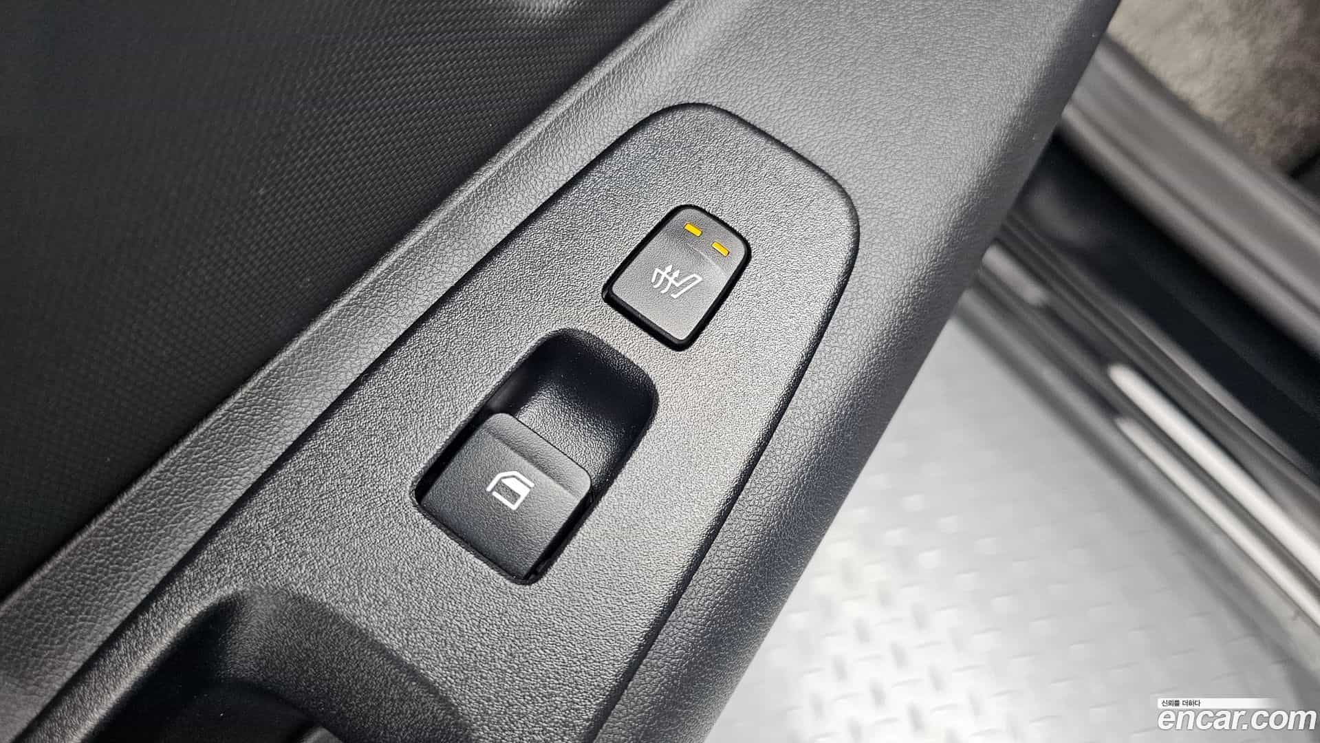 AVANTE Hyundai 2023.0-OPTION-023