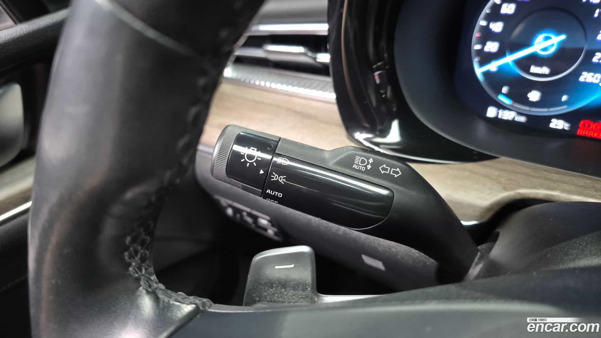 K5 Kia 2022.3-OPTION-041