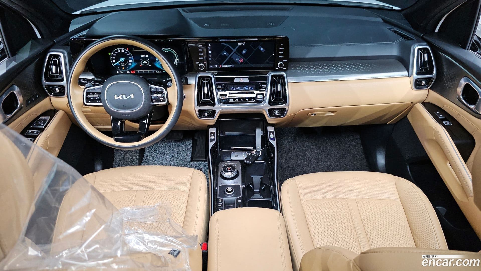 Main__Slider__Photo:Sorento Kia 2022.5-6