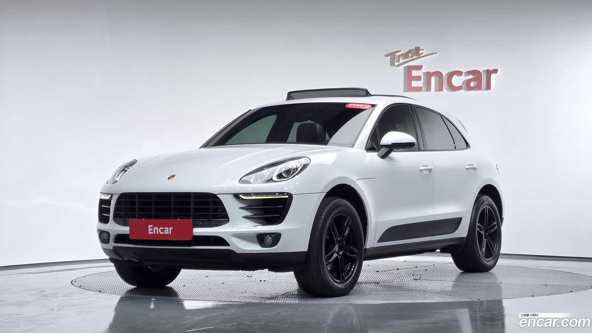Macan Porsche 2014.11-THUMBNAIL-011