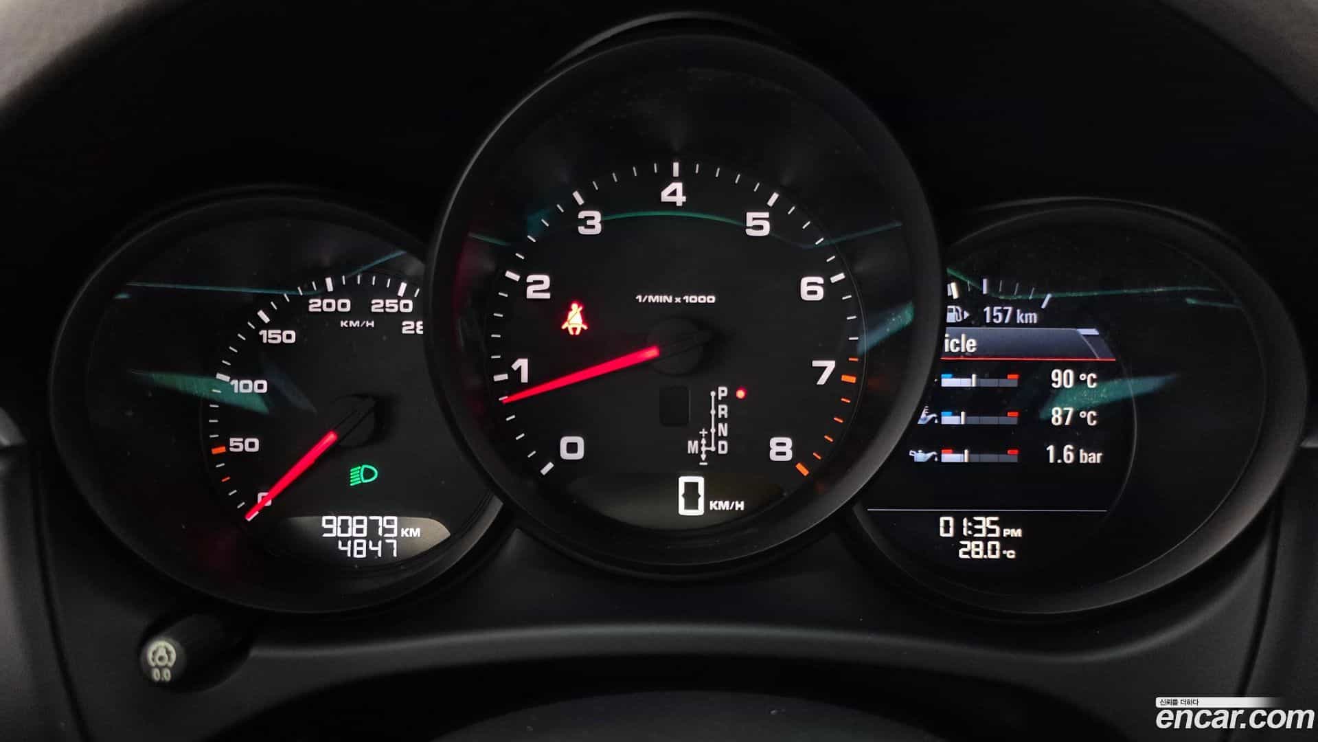 Macan Porsche 2014.11-INNER-008