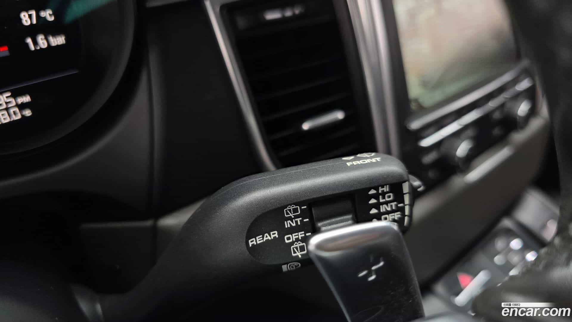 Macan Porsche 2014.11-OPTION-023