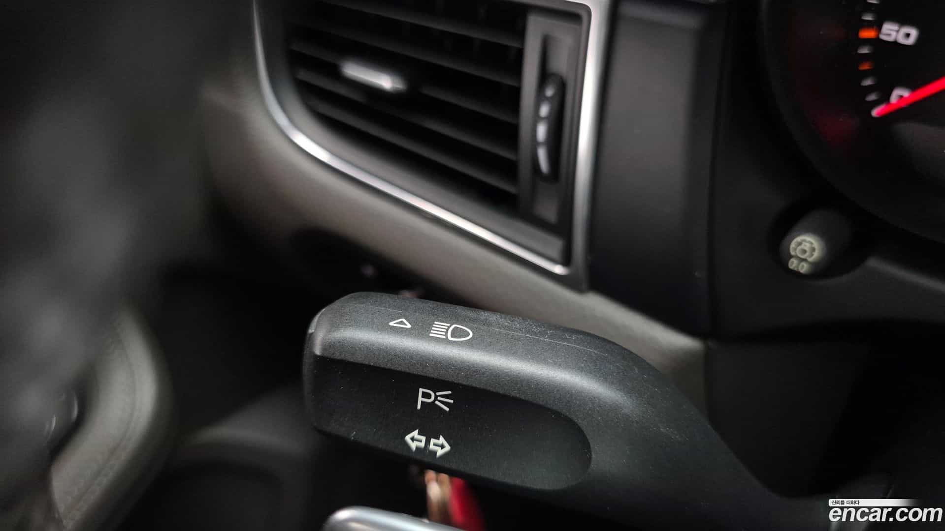 Macan Porsche 2014.11-OPTION-024