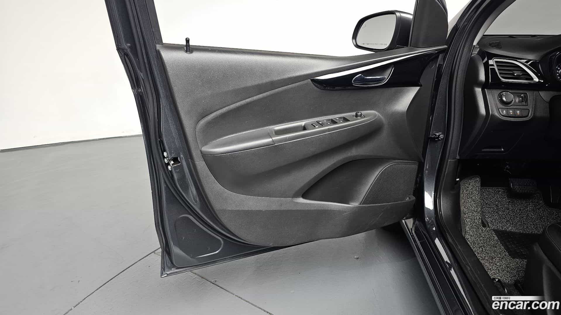 Spark Chevrolet 2022.7-INNER-034