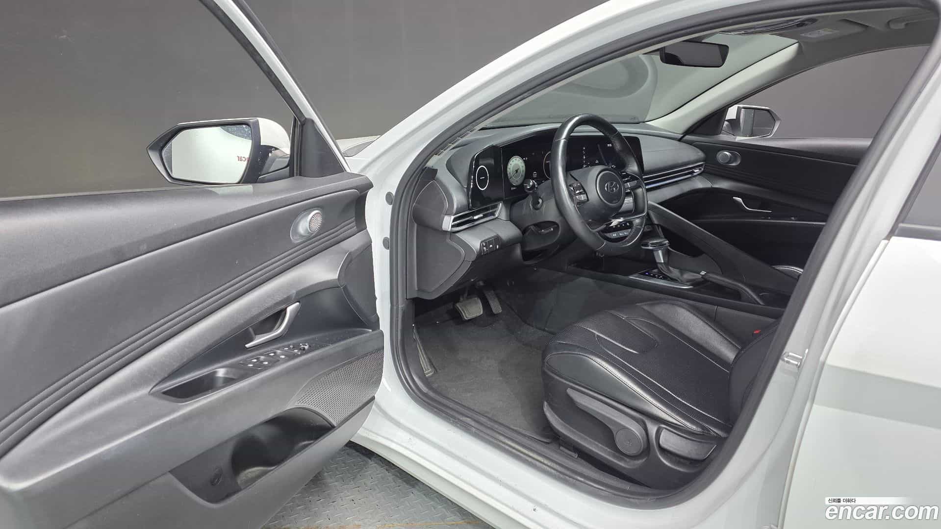 AVANTE Hyundai 2021.7-INNER-010