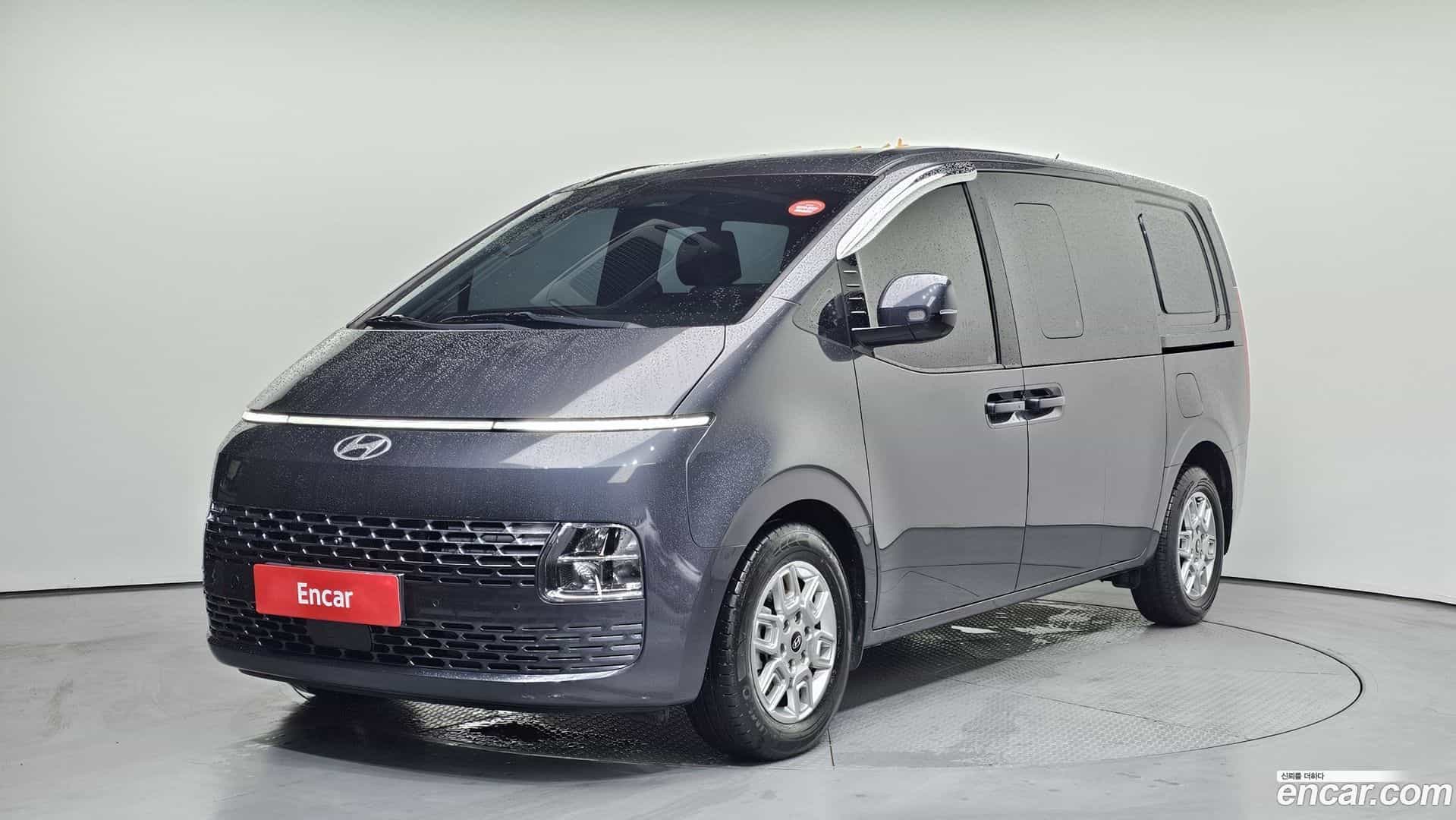 Staria Hyundai 2024.6-OUTER-001
