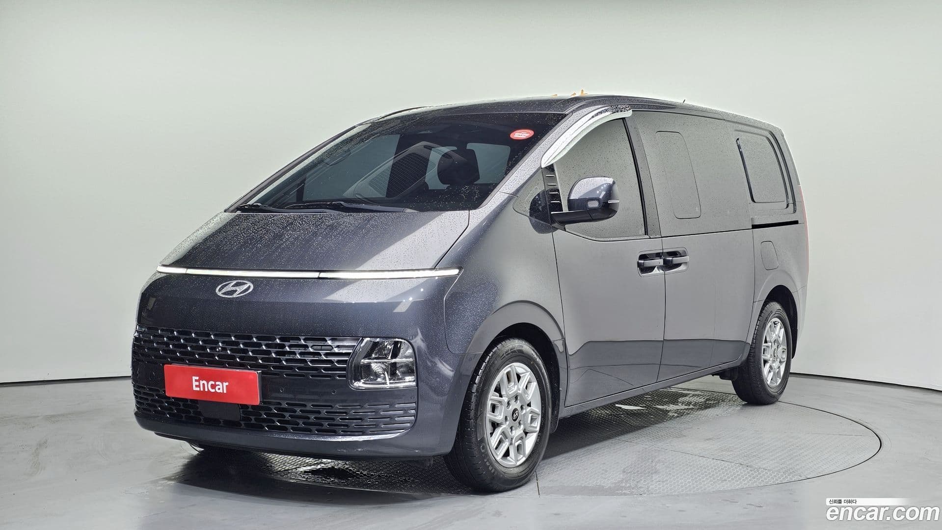 Main__Slider__Photo:Staria Hyundai 2024.6-0