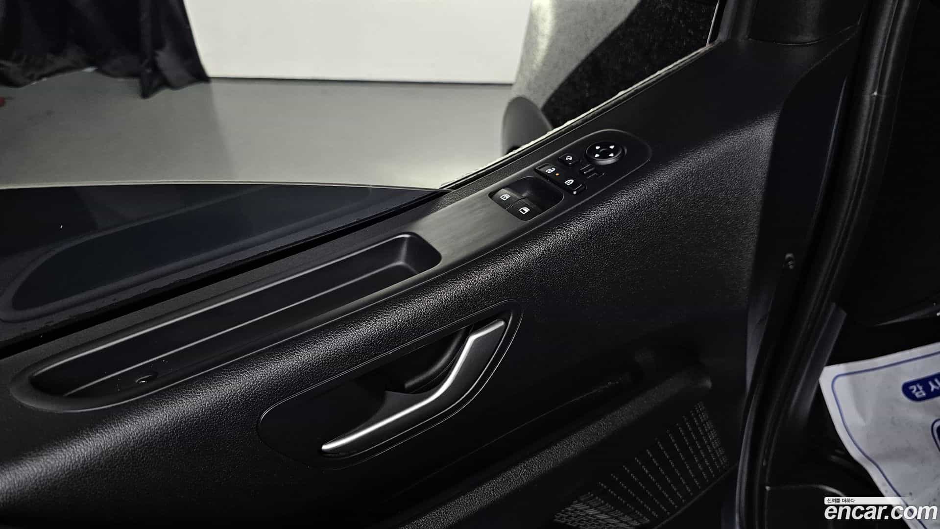Staria Hyundai 2024.6-OPTION-017