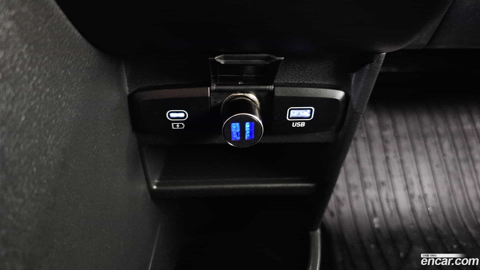 Staria Hyundai 2024.6-OPTION-024