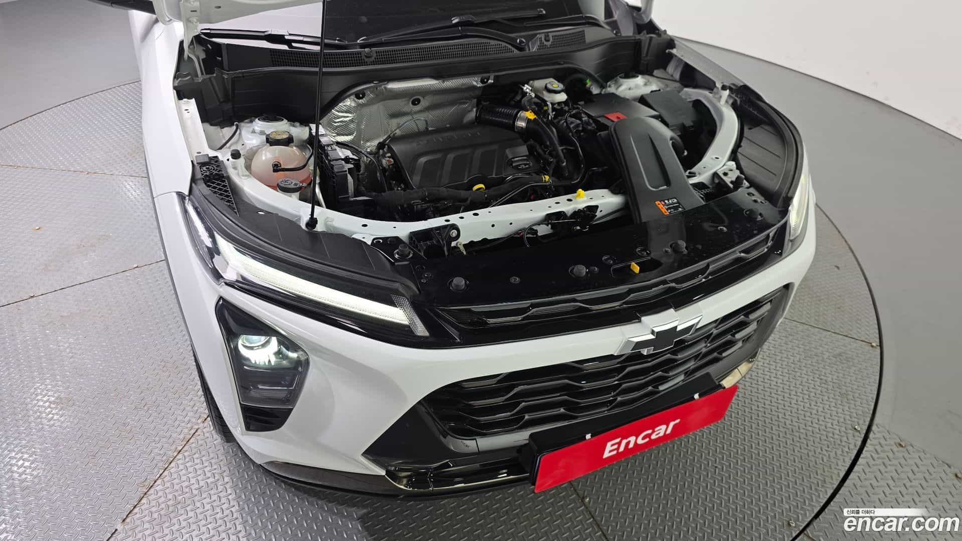 Trax Chevrolet 2023.4-OUTER-006