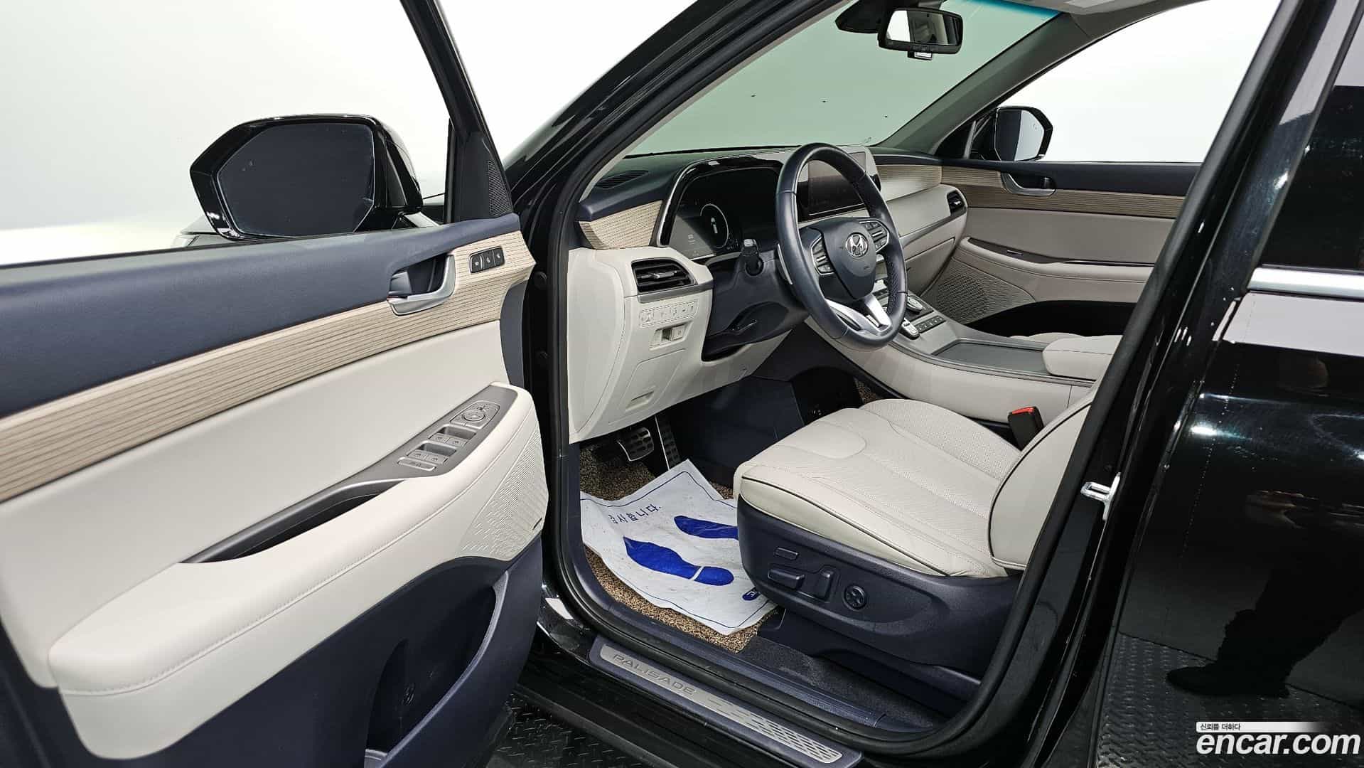 Palisade Hyundai 2022.1-INNER-010