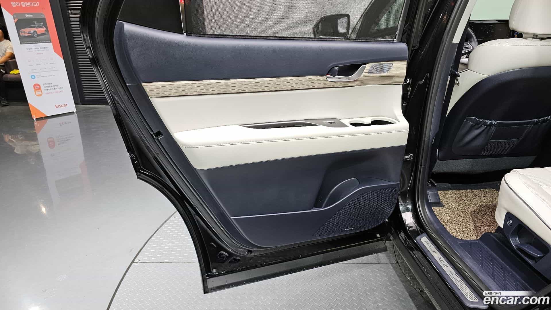 Palisade Hyundai 2022.1-INNER-035
